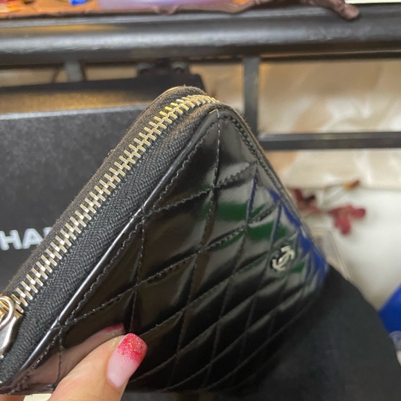 Chanel Wallet - Picture 5 of 11